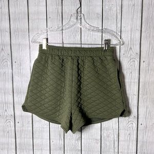 DSG Quilted Boyfriend Shorts size Small